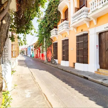 Charming 1br In The Heart Of Cartagena's Old