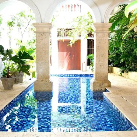 Charming 1br In The Heart Of Cartagena's Old Cartagena