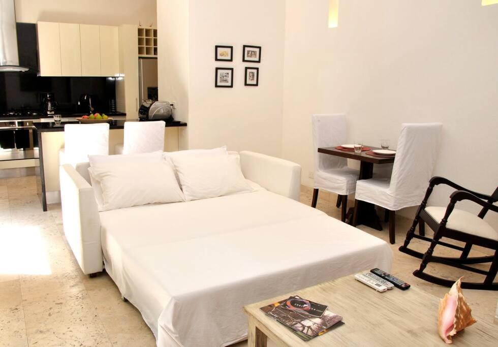 Charming 1br In The Heart Of Cartagena's Old Cartagena
