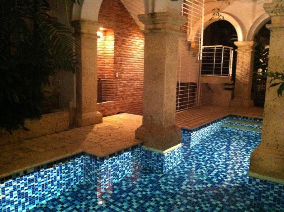 Charming 1br In The Heart Of Cartagena's Old